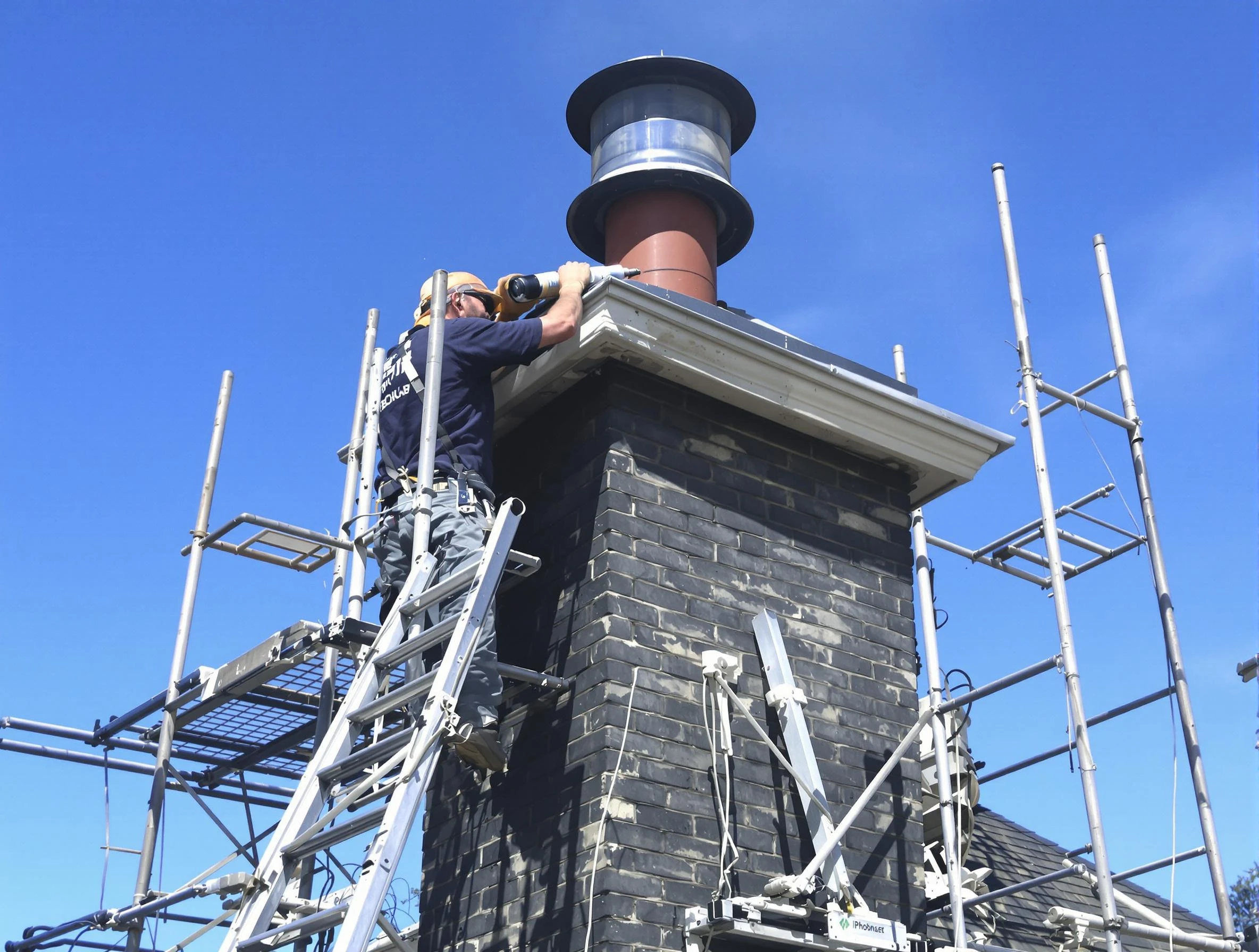 Sturdy chimney crown finished by Cottondale Chimney Sweep in Cottondale, AL